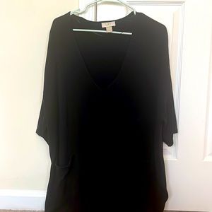 LOFT V-Neck Tunic ft. pockets